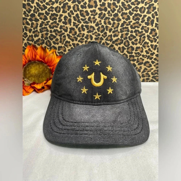 🦋B2G1🦋TRUE RELIGION Black HorseShoe Adjustable Baseball Hat | OSFA | - Picture 1 of 7
